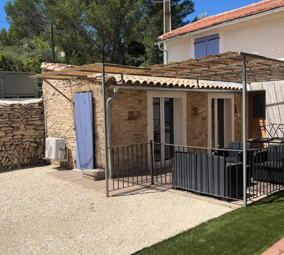 La L Isloise Villa L'Isle-sur-la-Sorgue 0*,