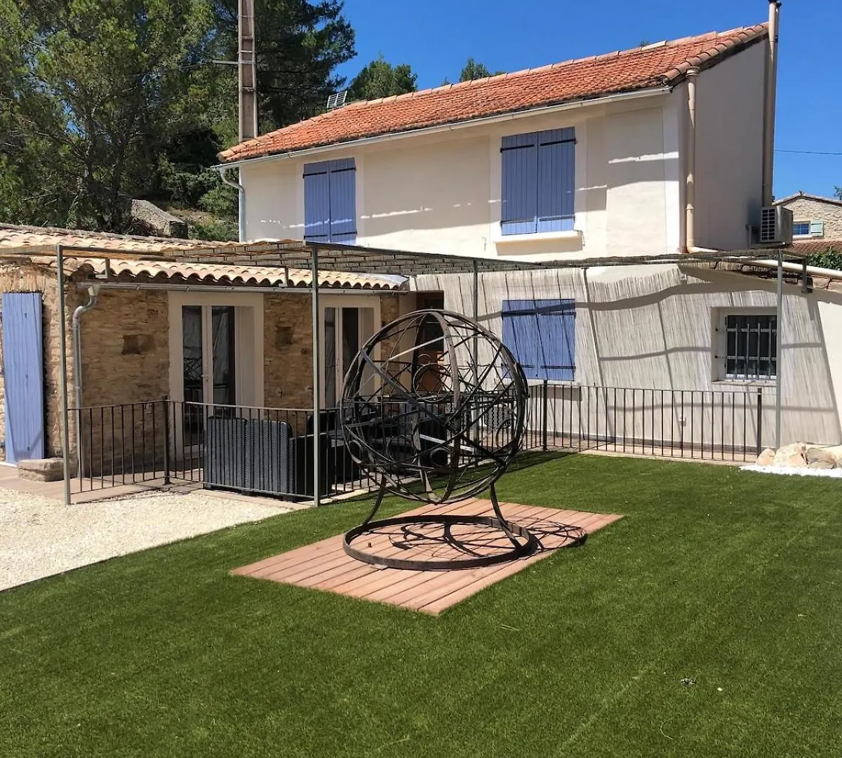 La L Isloise Villa L'Isle-sur-la-Sorgue 0*,  France